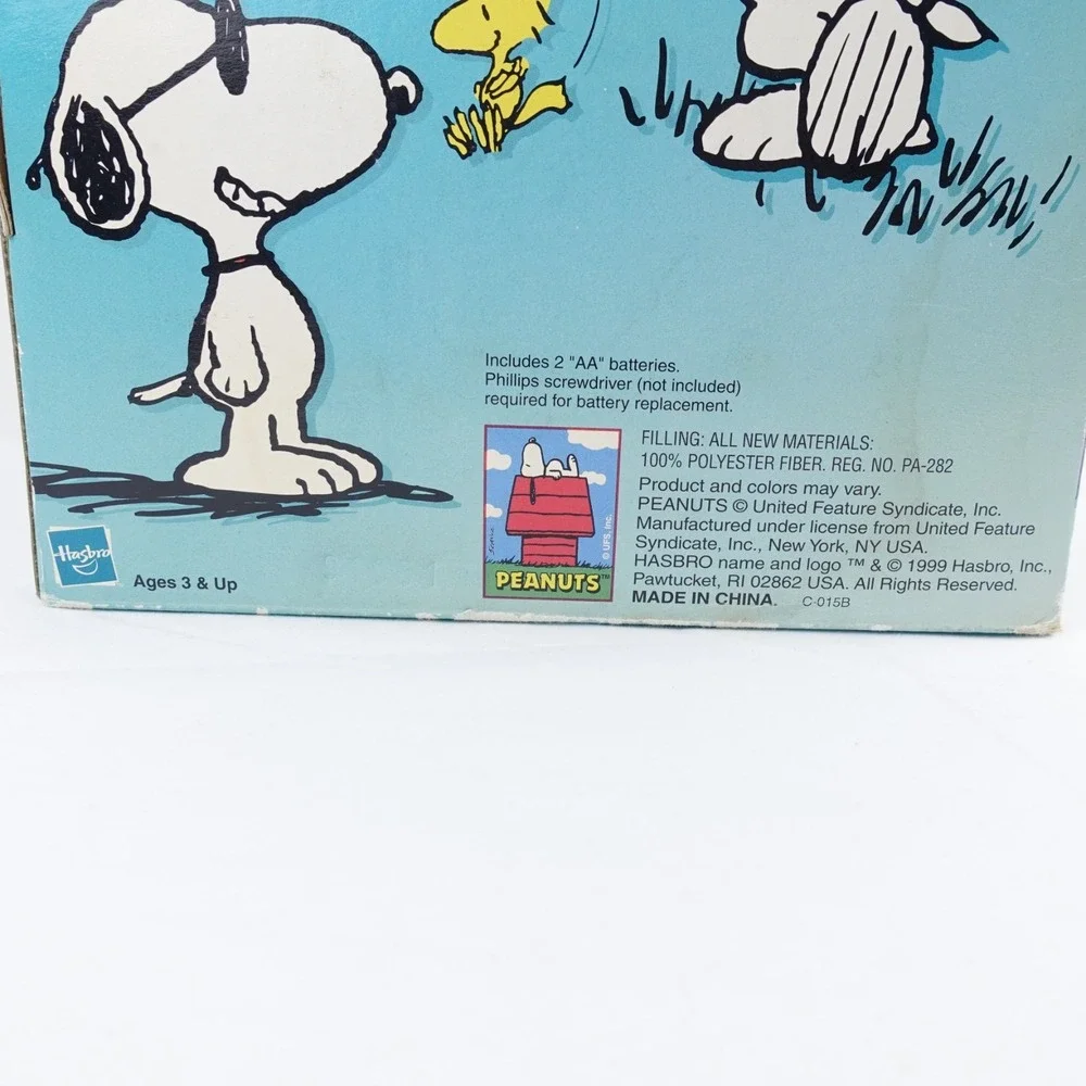 Vintage 1999 Snoopy & Friends Smiling Snoopy Doll Plush Peanuts Joe Cool Hasbro